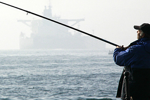 Движение судов по Босфору восстановили после аварии