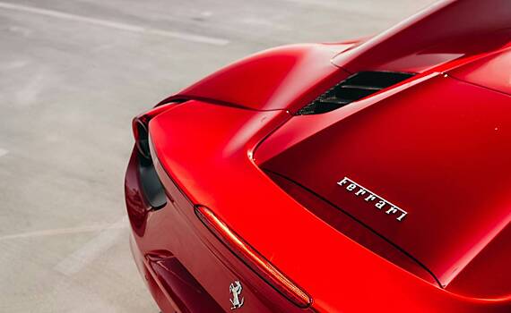Ferrari выходит на рынок электромобилей.