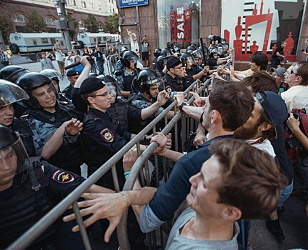 На митинге в Москве задержано 140 человек