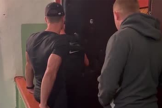 Поимка ФСБ сторонников запрещенного в России «Колумбайна» попала на видео