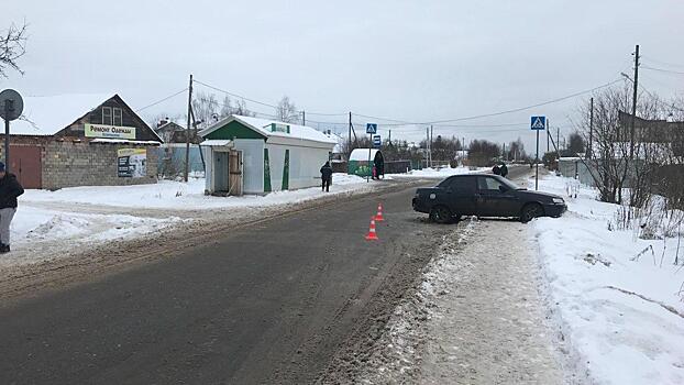 Легковой автомобиль сбил пенсионерку в Вологде