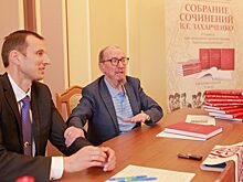 Соткан из слез