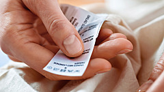 Хитрость, которая сэкономит тысячи: как вернуть одежду без бирок