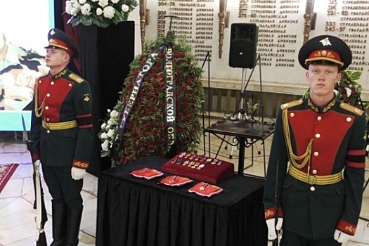 Евгений Пригожин посетил похороны Героя России из Волгограда