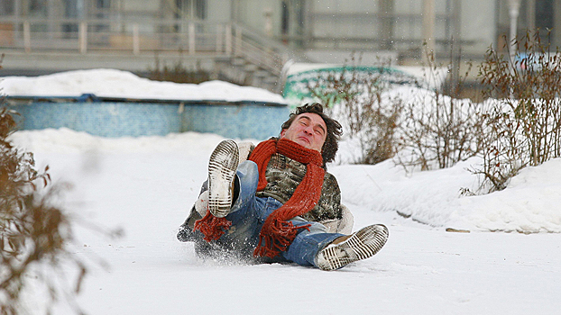 Назван способ получить компенсацию после падения на&nbsp;льду возле&nbsp;дома