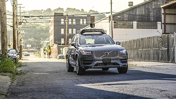 Робомобили Uber вернулись на улицы впервые после смертельного ДТП