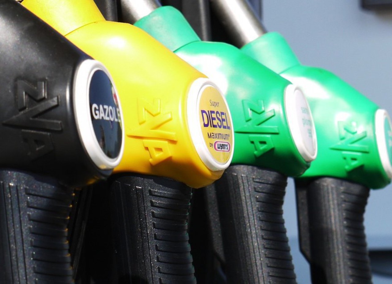 Все пойдет дальше: аналитики спрогнозировали цены на бензин