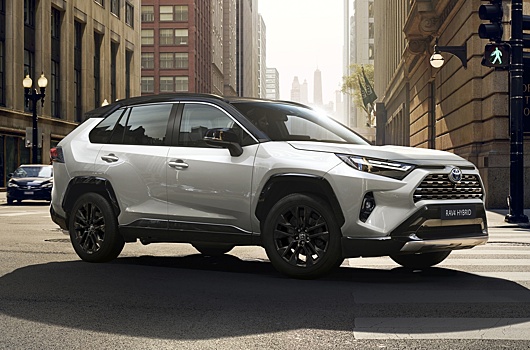 Toyota улучшила RAV4