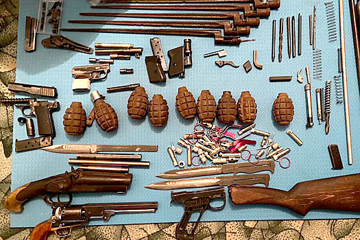 ФСБ задержала 28 нелегальных оружейников в 13 регионах России