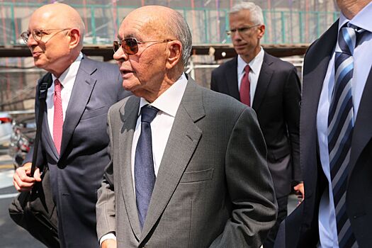 Дональд Трамп помиловал экс-владельца «Тоттенхэма» Джо Льюиса