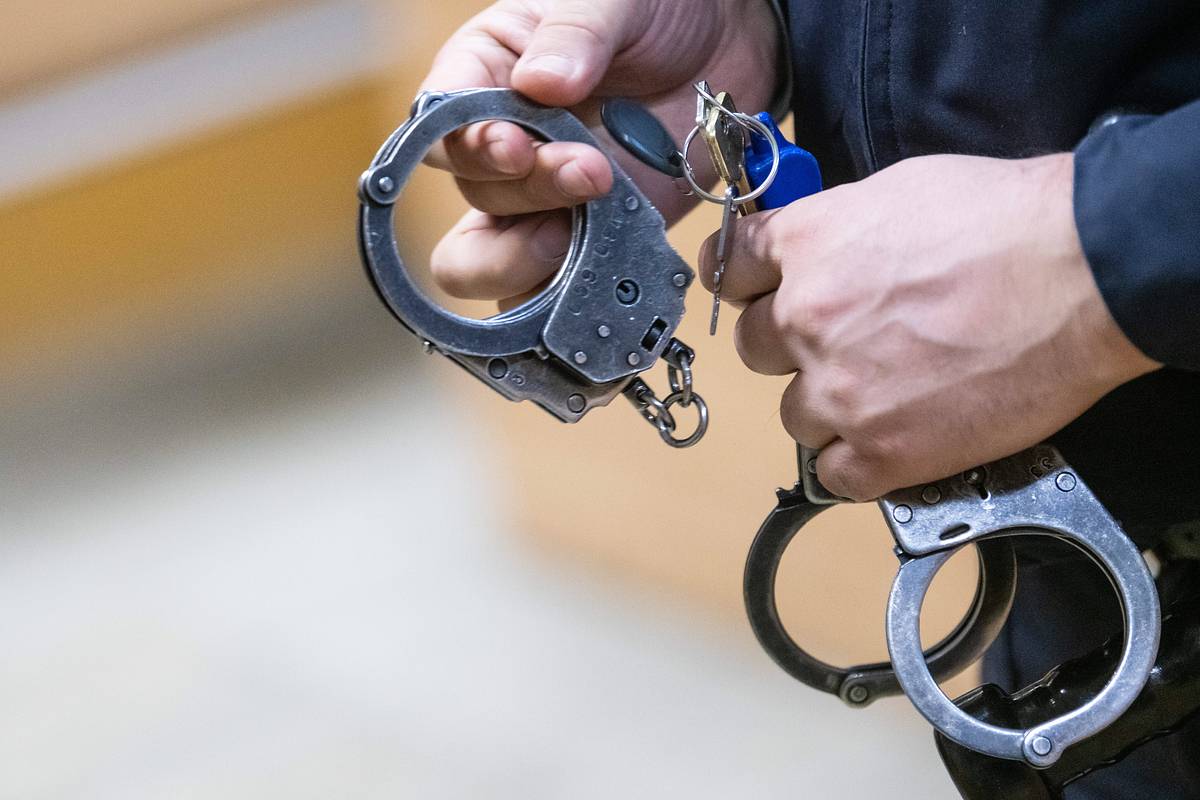 В Петербурге несовершеннолетнего арестовали по подозрению в помощи террористам