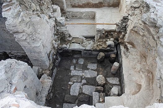 На острове Лесбос найдены руины древнего дворца
