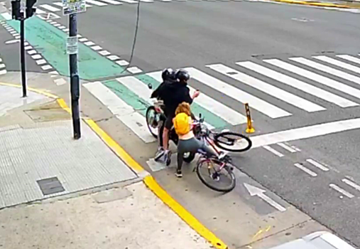 Российская туристка стала героем Буэнос-Айреса, задержав грабителя