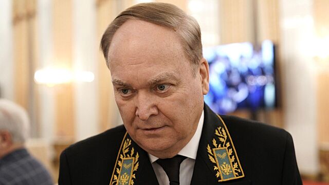 Антонов назвал передачу Украине прибыли от активов РФ пятном на репутации США