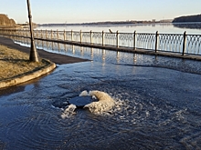 В Рыбинске подтопило набережную