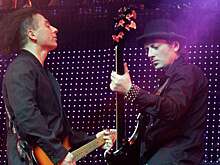 На здании УрФУ появится памятная доска в честь группы «Агата Кристи»