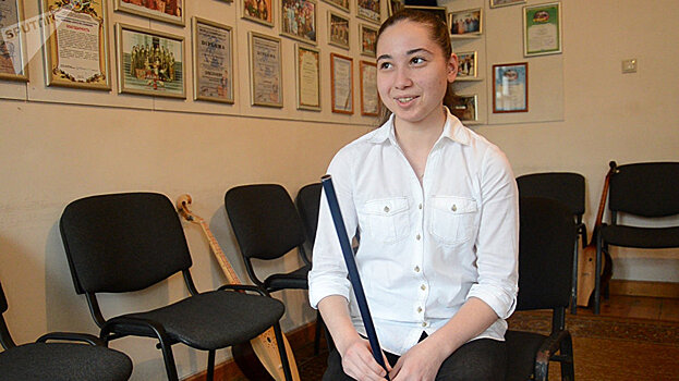 Человек-оркестр: девушка освоила игру на всех абхазских инструментах