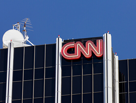 Президент CNN ушел в отставку из-за служебного романа