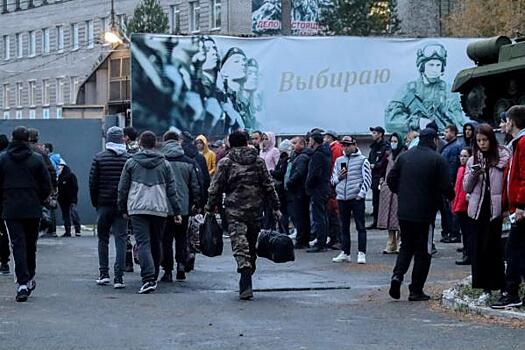 Зампредседателя комитета по молодежной политике Петербурга вызвался добровольцем в зону СВО