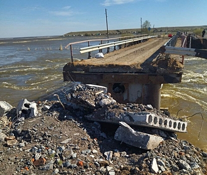 Вода отрезала села от дорог: в Тюменской области подвели итоги половодья