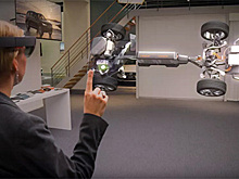 Volvo покажет автомобили покупателям при помощи HoloLens