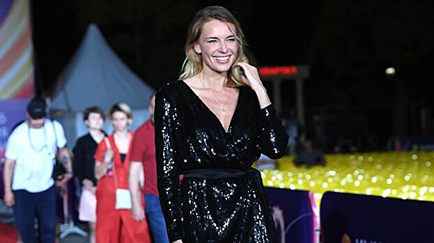 Актриса Толкалина представила свой режиссерский дебют на фестивале "Короче"