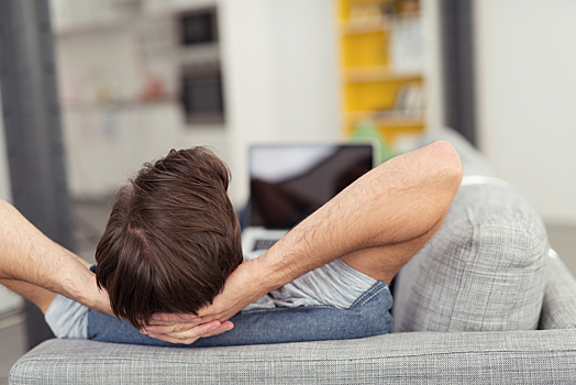 Что будет с человеком, который постоянно лежит на диване