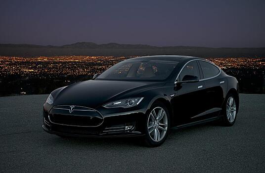 Tesla наблюдает беспрецедентный спрос на автомобили в США