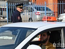 "Машины перекрашивать надо — зачем?!": в Татарстане приняли закон о такси