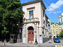 Москва разрешила увеличить штат посольства Афганистана до трех человек