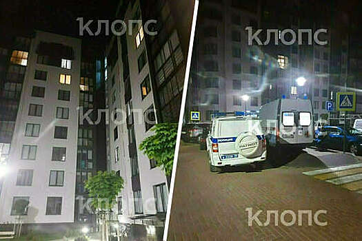 Калининградцы спасли неадекватного мужчину, который висел на балконе