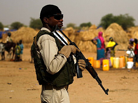 В Нигерии смертники устроили теракт рядом с лагерем беженцев: 12 человек погибли