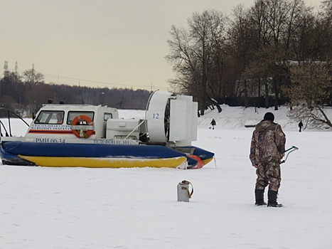 Коварный лед весенних водоемов