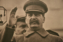Биограф семьи Сталина заявила, что скончавшийся «племянник» вождя не был его родственником