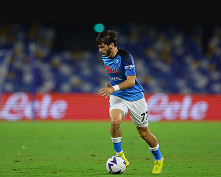 Гол Кварацхелии принёс «Наполи» победу над «Лацио»