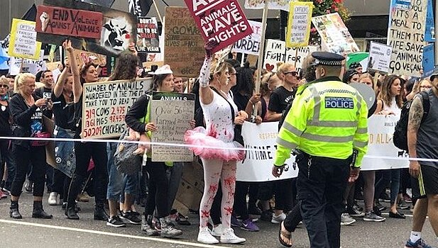 В Лондоне прошел марш веганов