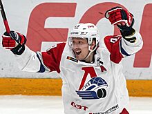 «Локомотив» продлил контракт с нападающим Егором Авериным