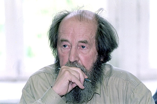 "РГ" впервые в интернете публикует фрагмент воспоминаний Солженицына о войне