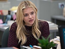 Опять взломали! Голые фото Хлои Морец попали в Сеть