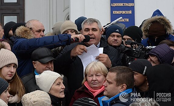 В России начинаются смута и бунты, а по Донбассу нужно твердое решение