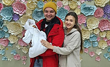 Блогеры-москвичи продают право крестить своего ребенка. «Цена» удивила всех