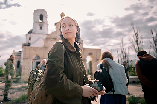 Студентка МГИМО Лада Синюткина помогает раненым в госпиталях Донбасса