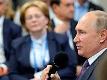 Путин заявил, что на модернизацию первичного здравоохранения выделено 150 млрд рублей, но санитарок переводят в уборщицы