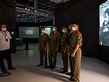 Волгоградские кадеты посетили выставку «Память поколений»