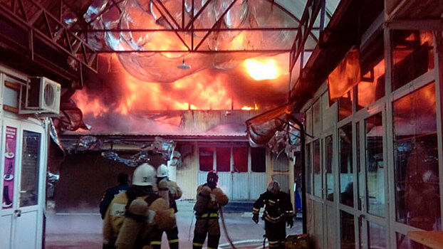 Все рынки КБР проверят на противопожарную безопасность после пожара в Нальчике