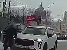 Мигрант на внедорожнике сбил ребенка и скрылся с места аварии