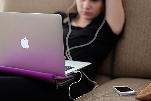 Десять минут тишины набирают популярность на iTunes