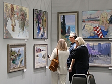 Кадры с выставки «АРТ МИР 2026»: искусство 18 стран на Нижегородской ярмарке