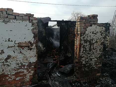 СК: во время пожара в Краснодарском крае погибли 66-летняя женщина и ее внук