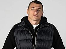 Рэпер Macan со сцены объявил о переменах в личной жизни: видео Super